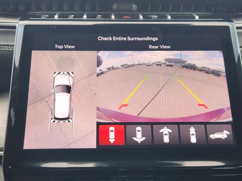 Used 2025 Jeep Grand Cherokee L Limited w/ Luxury Tech Group II image 20