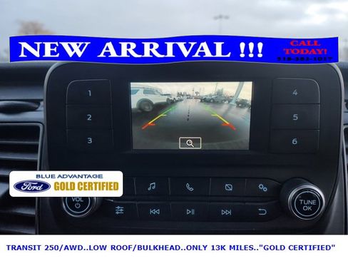 Used 2023 Ford Transit 250 Low Roof AWD w/ Exterior Upgrade Package image 16