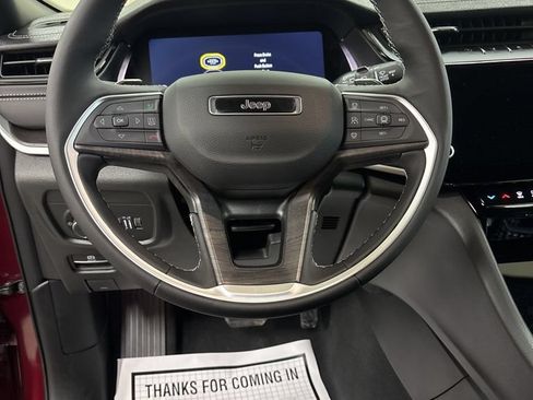 New 2026 Jeep Grand Cherokee Altitude AWD/4WD image 11