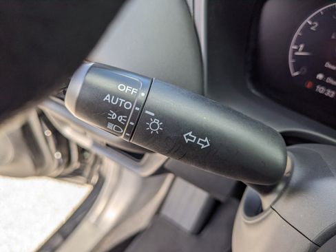 Used 2024 Honda HR-V LX image 31