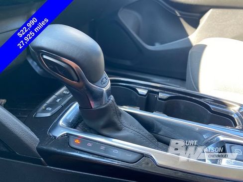 Used 2024 Chevrolet TrailBlazer LT w/ LT Cold Weather Package AWD/4WD image 27