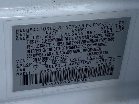 Certified 2025 Nissan Sentra SR image 11