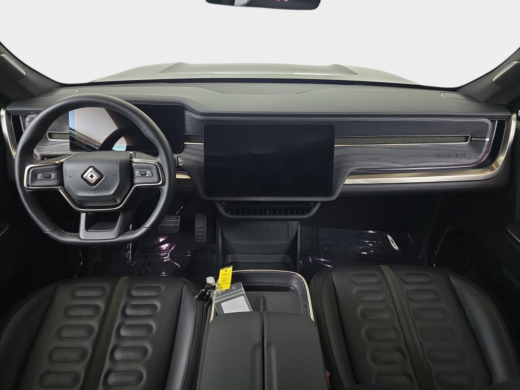 Used 2025 Rivian R1S Adventure Dual AWD/4WD image 12