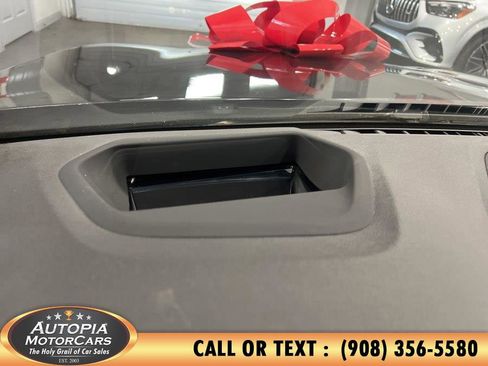 Used 2020 BMW 530i xDrive w/ Premium Package image 41