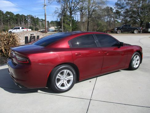 Used 2020 Dodge Charger SXT w/ Leather Interior Group image 31