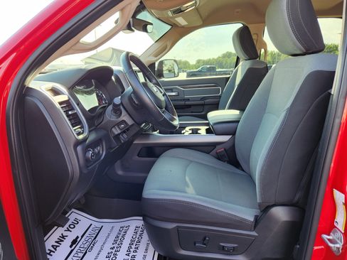 Used 2019 RAM 2500 Big Horn AWD/4WD image 13