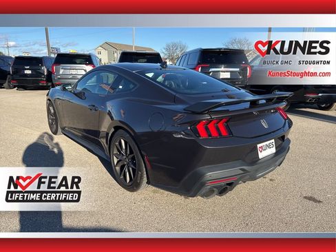 Used 2024 Ford Mustang Dark Horse image 9