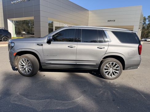 Used 2021 GMC Yukon Denali w/ Denali Ultimate Package image 8