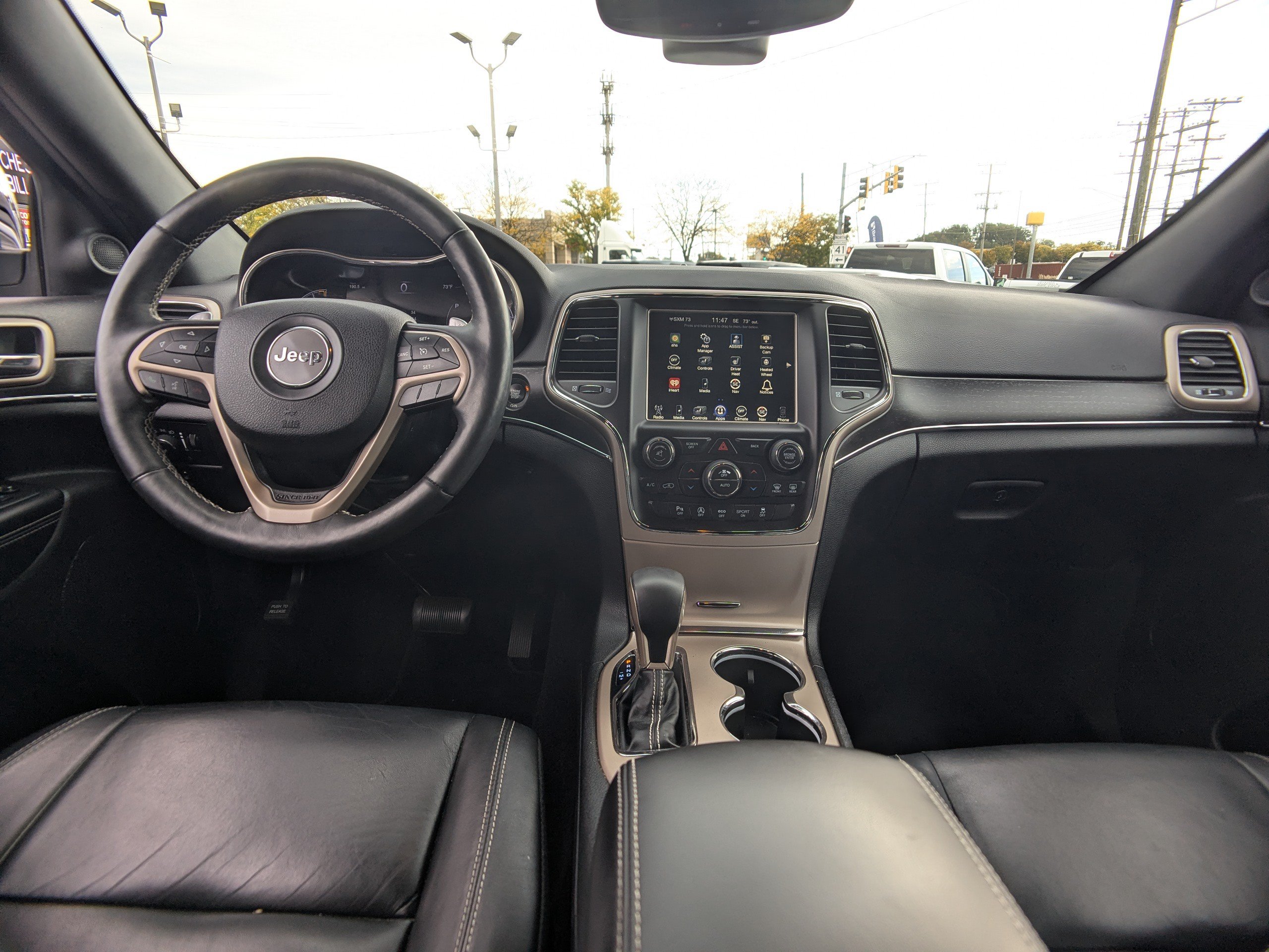 Used 2017 Jeep Grand Cherokee Limited AWD/4WD image 16