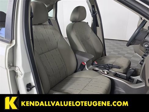 Used 2010 Ford Focus SE image 17