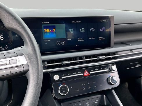Used 2020 Hyundai Santa Fe SEL w/ Convenience + Premium Package FWD image 6