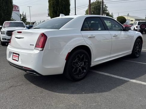 Used 2023 Chrysler 300 Touring L AWD/4WD image 5