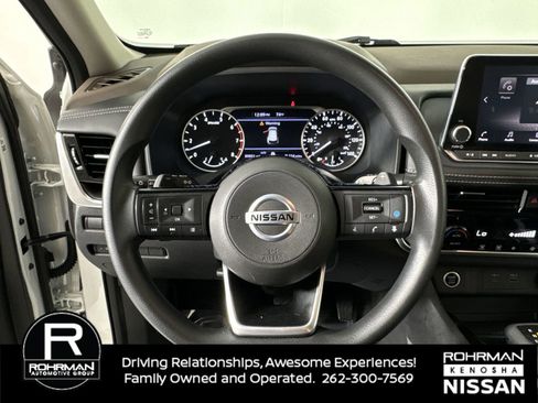Used 2021 Nissan Rogue SV AWD/4WD image 11