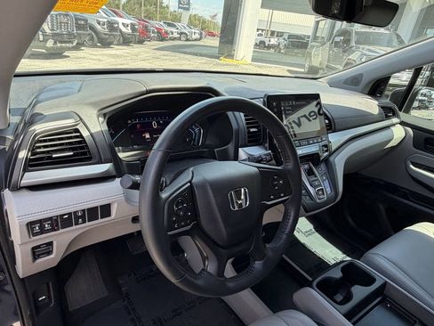 Used 2024 Honda Odyssey EX-L image 18