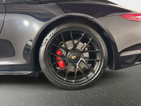 Used 2019 Porsche 911 Targa 4 GTS AWD/4WD image 11
