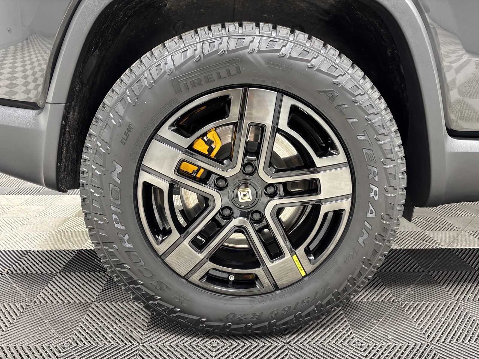 Used 2023 Rivian R1S Adventure Quad AWD/4WD image 12