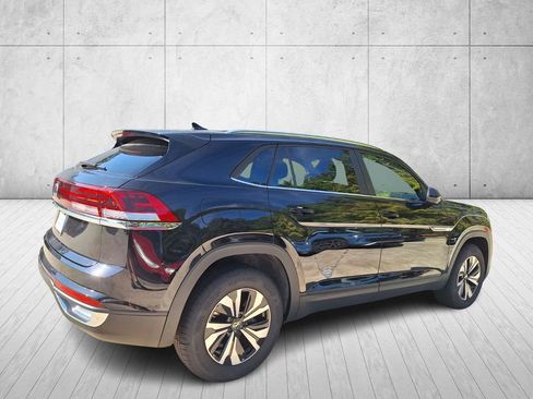 New 2026 Volkswagen Atlas Cross Sport SE image 5