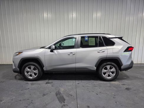 Used 2023 Toyota RAV4 XLE w/ XLE Grade Weather Package AWD/4WD image 4
