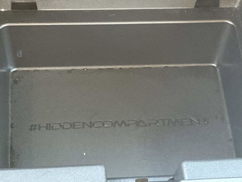 Used 2024 Toyota Prius LE image 18