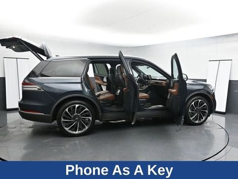 Used 2023 Lincoln Aviator Reserve w/ Equipment Group 201A image 38