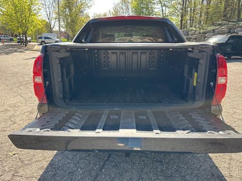 Used 2012 Chevrolet Avalanche LT w/ Suspension Package, Off-Road AWD/4WD image 26