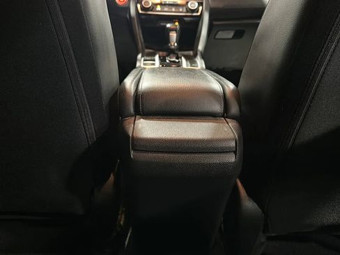 Used 2019 Honda Civic Sport image 19