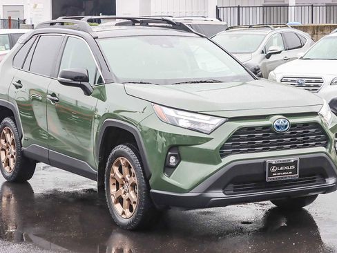 Used 2024 Toyota RAV4 AWD Hybrid image 5