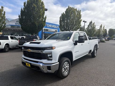 Certified 2026 Chevrolet Silverado 2500 LT AWD/4WD image 5
