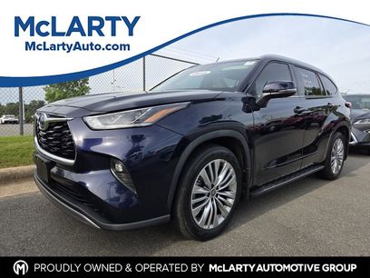 Used 2023 Toyota Highlander Platinum
