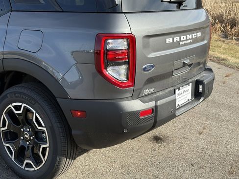 New 2025 Ford Bronco Sport Outer Banks w/ Outer Banks Tech Package+ image 10