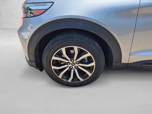 Used 2020 Ford Explorer ST w/ Premium Technology Package AWD/4WD image 9