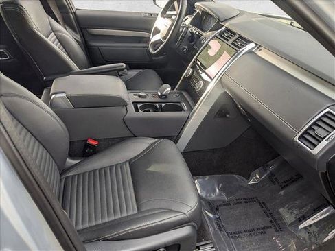 Used 2021 Land Rover Discovery S R-Dynamic image 22
