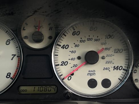 Used 2002 MAZDA MX-5 Miata LS image 15