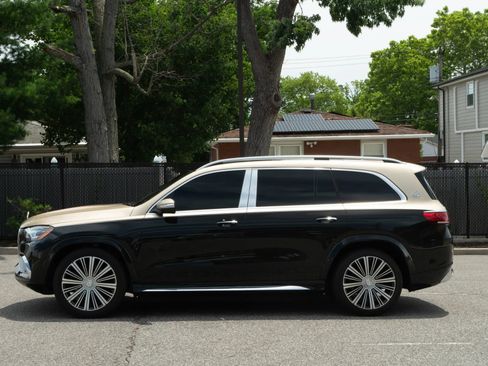 Used 2023 Mercedes-Benz Maybach GLS 600 4MATIC image 30