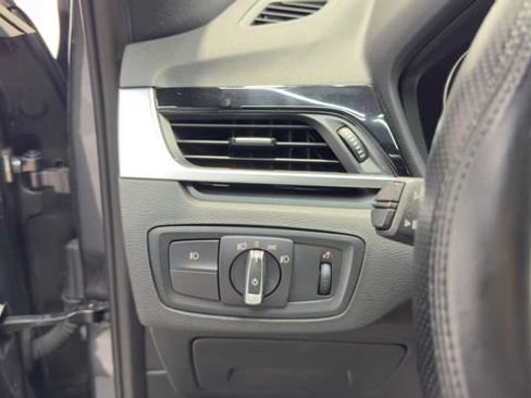 Used 2018 BMW X1 sDrive28i FWD image 23