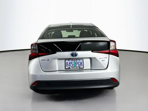 Used 2022 Toyota Prius L Eco FWD image 7