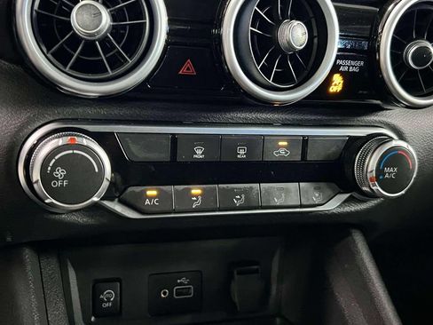 Used 2025 Nissan Sentra S FWD image 29