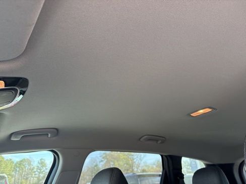 Used 2023 Hyundai Santa Fe SEL image 21