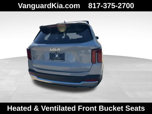 Used 2025 Kia Sorento SX image 8