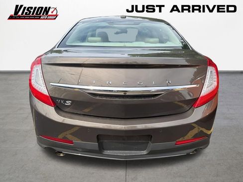 Used 2015 Lincoln MKS AWD image 5