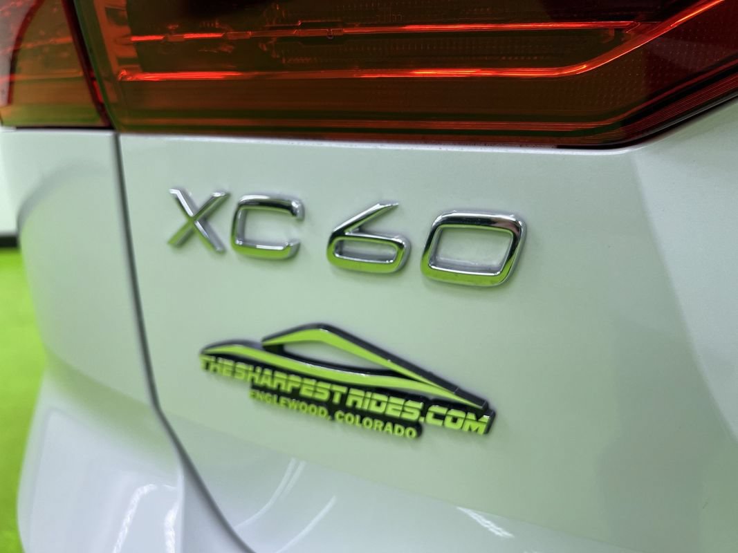 Used 2023 Volvo XC60 B5 Plus FWD image 12