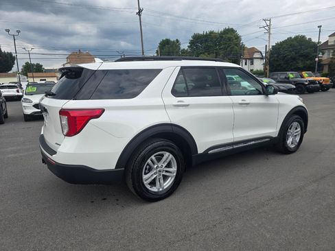 Used 2024 Ford Explorer XLT w/ Class IV Trailer Tow Package AWD/4WD image 5