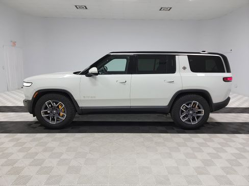 Used 2024 Rivian R1S Adventure image 2