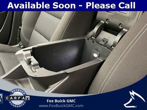 Used 2023 GMC Terrain SLE w/ Driver Convenience Package image 27