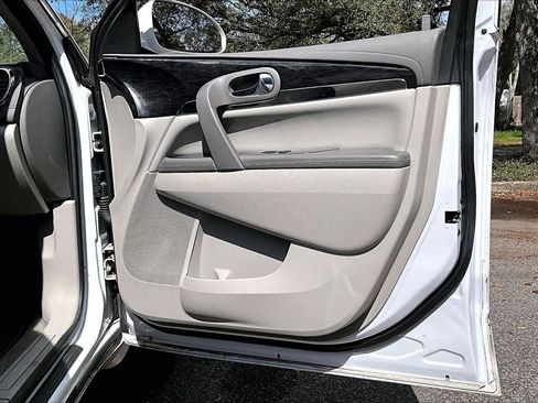 Used 2017 Buick Enclave Convenience w/ Trailering Package image 25