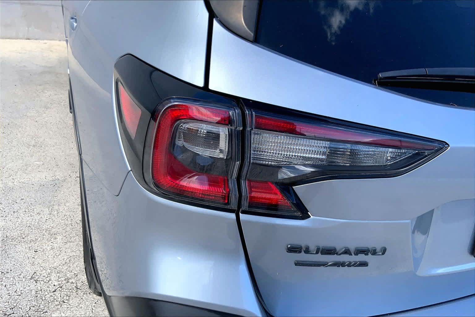 Used 2021 Subaru Outback Onyx Edition XT AWD/4WD image 32