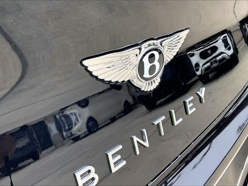 Used 2021 Bentley Continental GT image 30