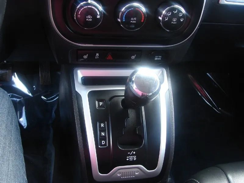 Used 2016 Jeep Compass High Altitude FWD image 15