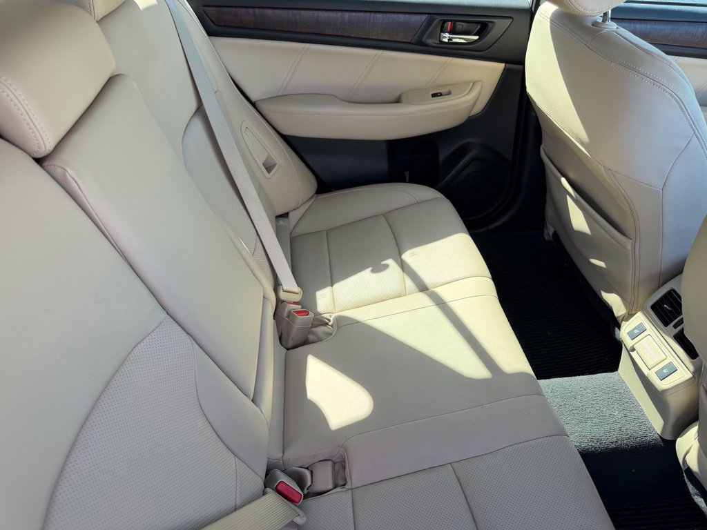 Used 2018 Subaru Outback 3.6R Limited AWD/4WD image 17