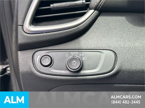 Used 2019 Chevrolet Trax LS FWD image 33